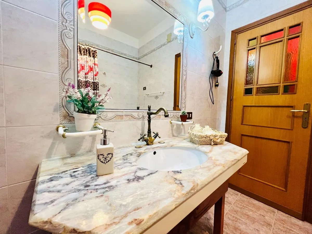 Regina Elena Bed and Breakfast Cinisi Ιταλία